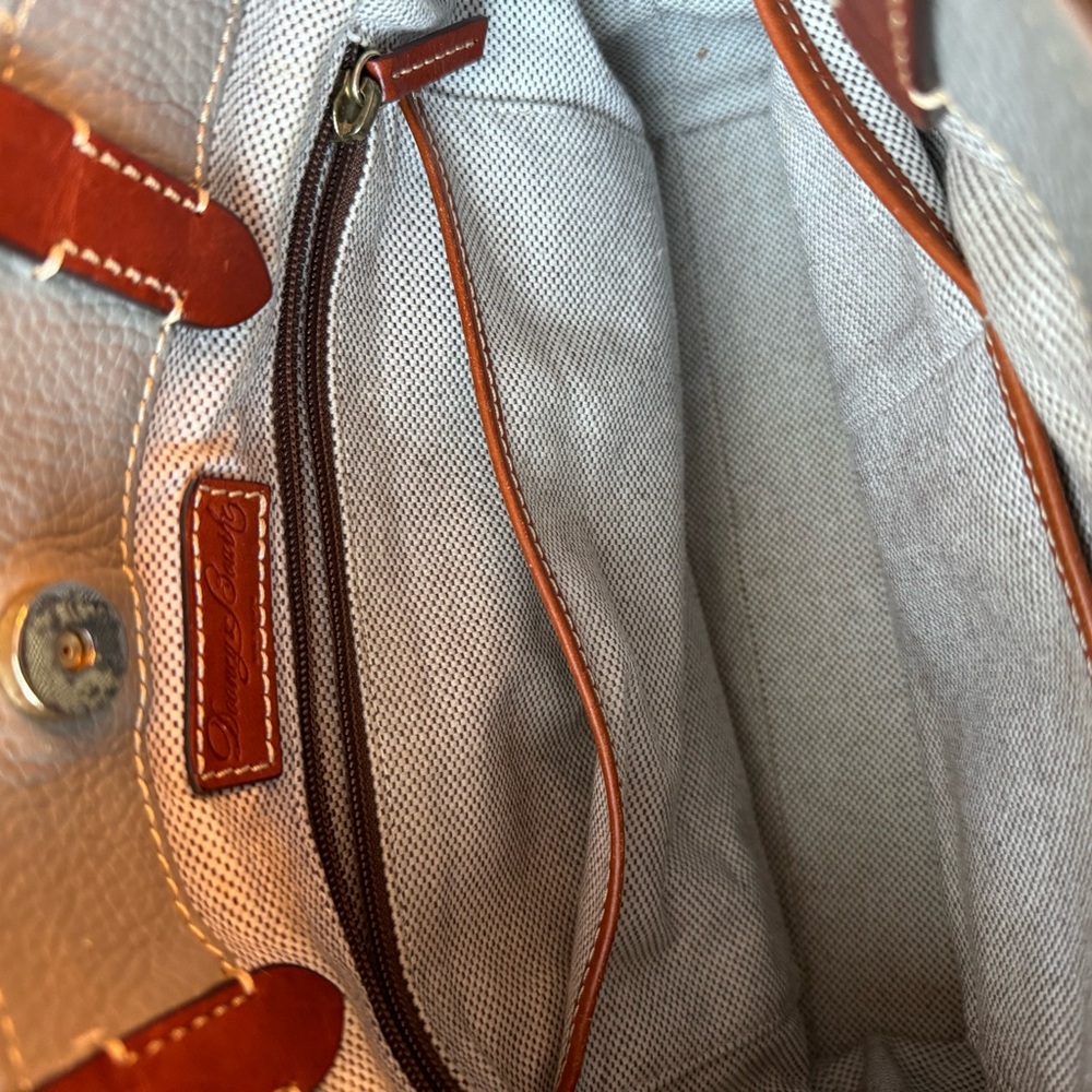 Dooney and Bourke Vintage Peeble Grain Brenna - Picture 7 of 10